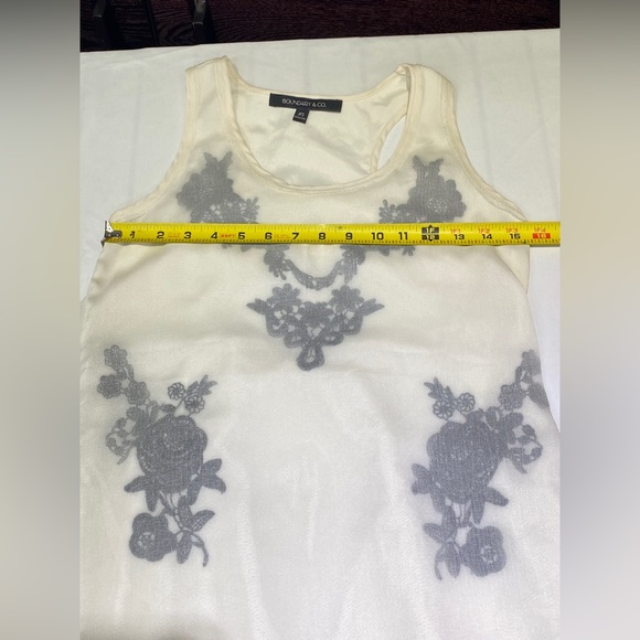 Boundary & Co Womens Dress Size XS Asymmetrical Ivory Black Sheer Shift Sleevel - Picture 4 of 12